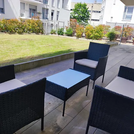 L'authenticite, Jardin Et Parking Au Centre-ville * 第戎