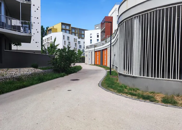 L'authenticite, Jardin Et Parking Au Centre-ville Διαμέρισμα *